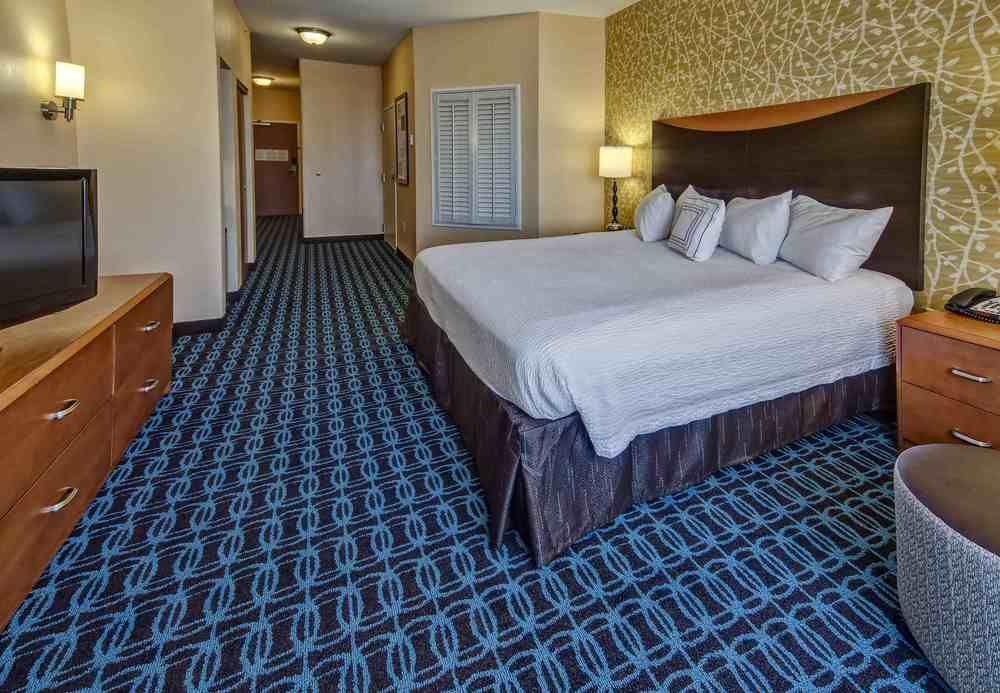 Fairfield Inn & Suites By Marriott Oklahoma City Nw Expressway/Warr Acres Exterior photo