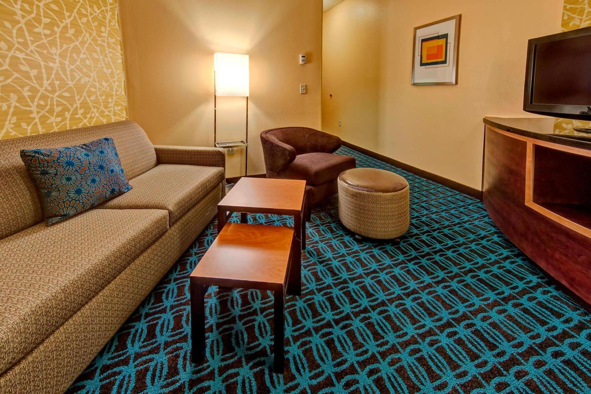 Fairfield Inn & Suites By Marriott Oklahoma City Nw Expressway/Warr Acres Exterior photo