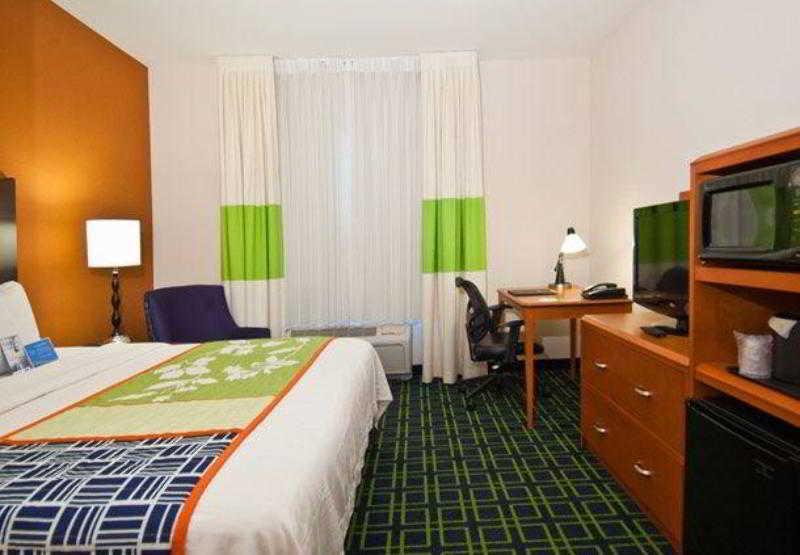 Fairfield Inn & Suites By Marriott Oklahoma City Nw Expressway/Warr Acres Room photo